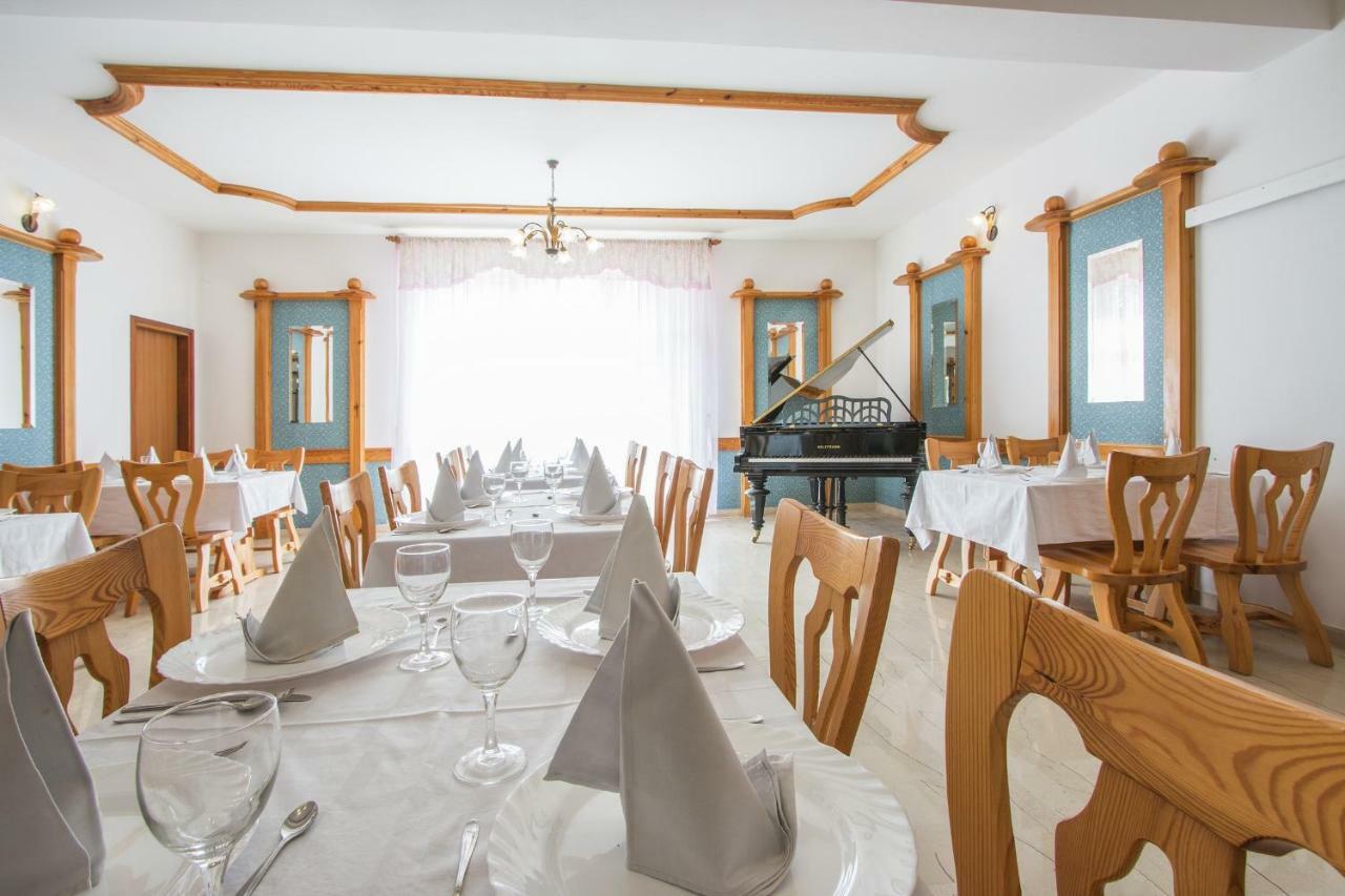 Pansion Oliva Krnica Exterior foto